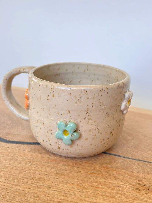 Becher Blumen