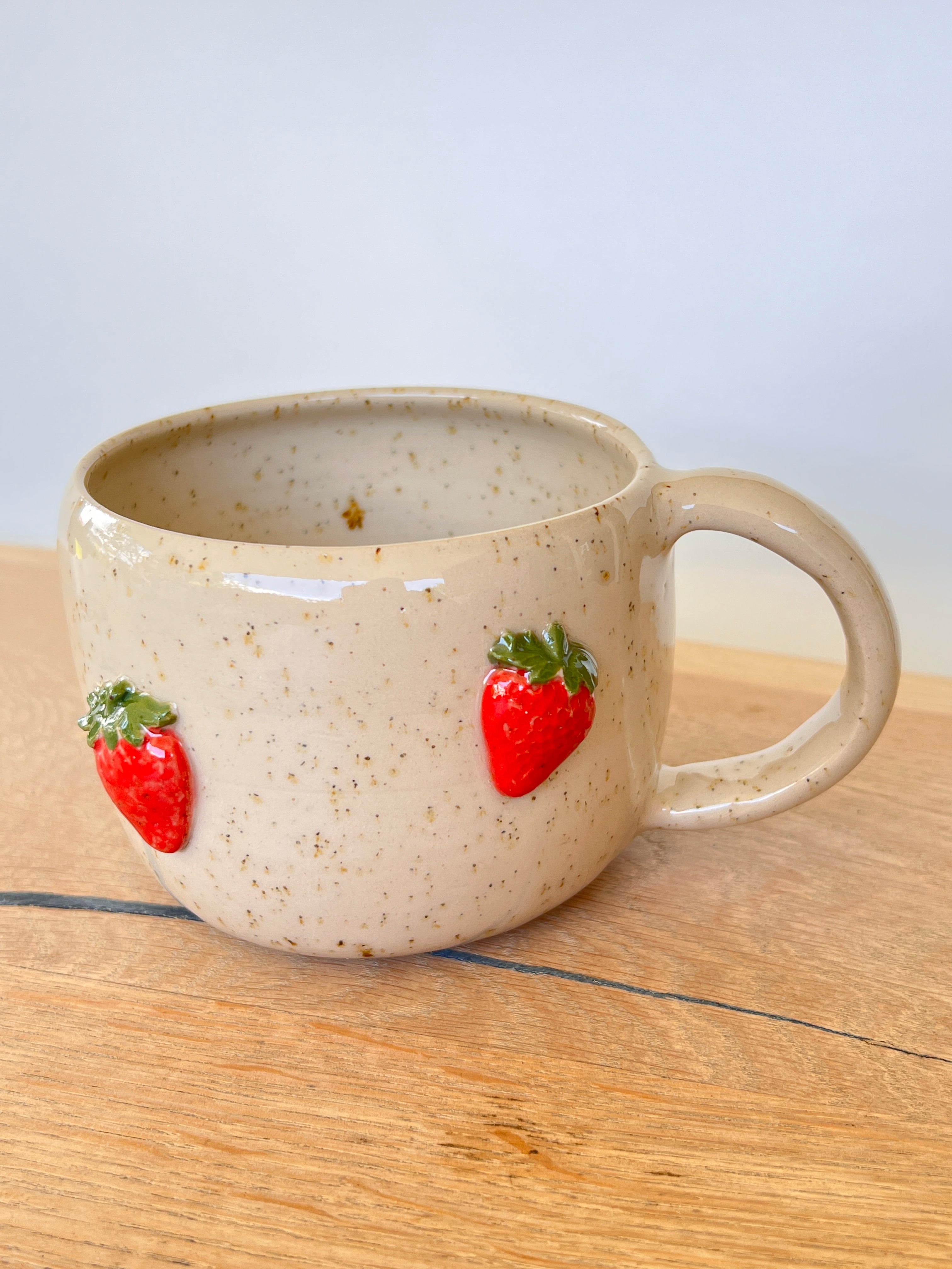 Tasse Erdbeeren