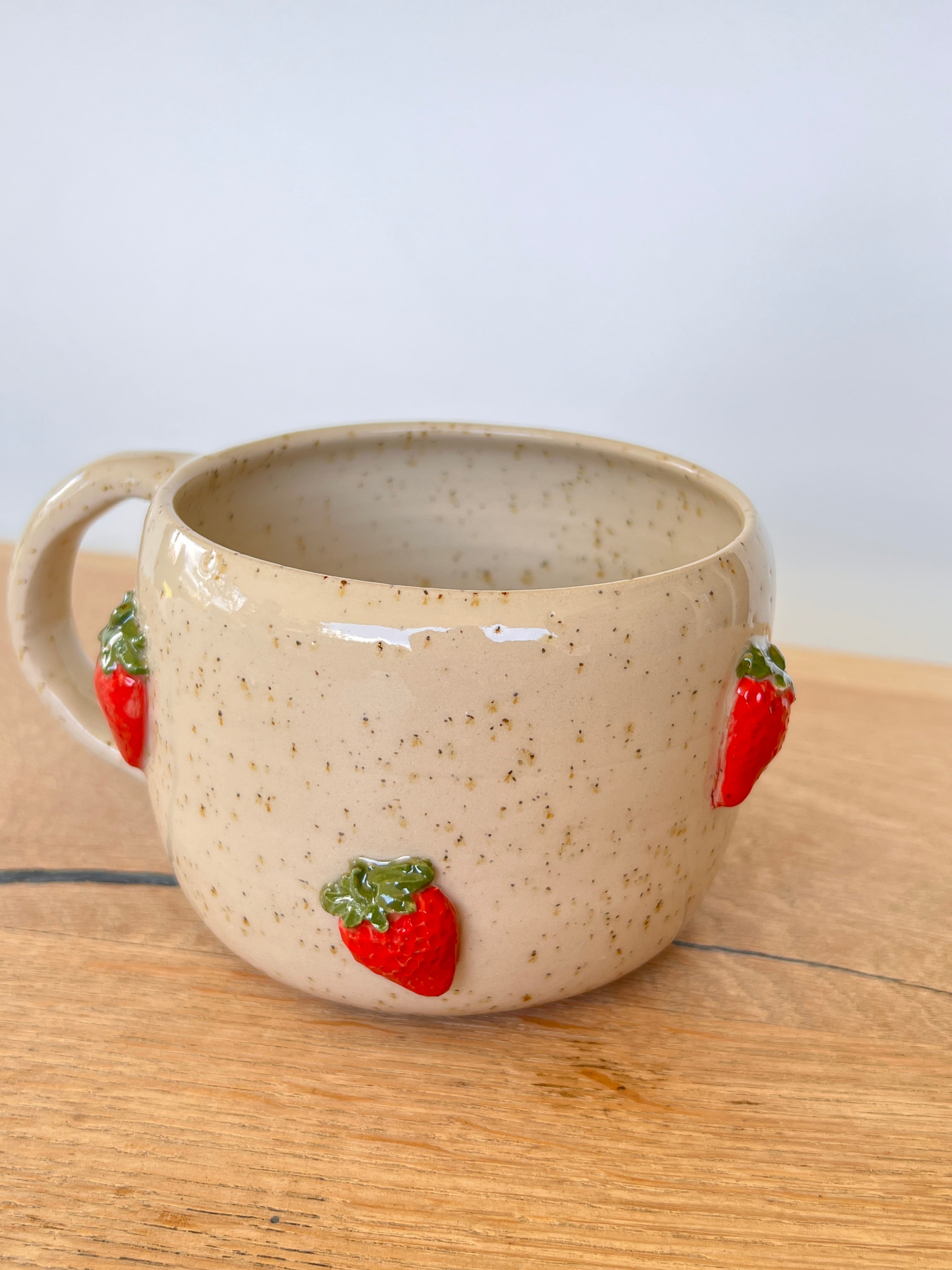 Tasse Erdbeeren