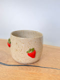 Becher Erdbeeren