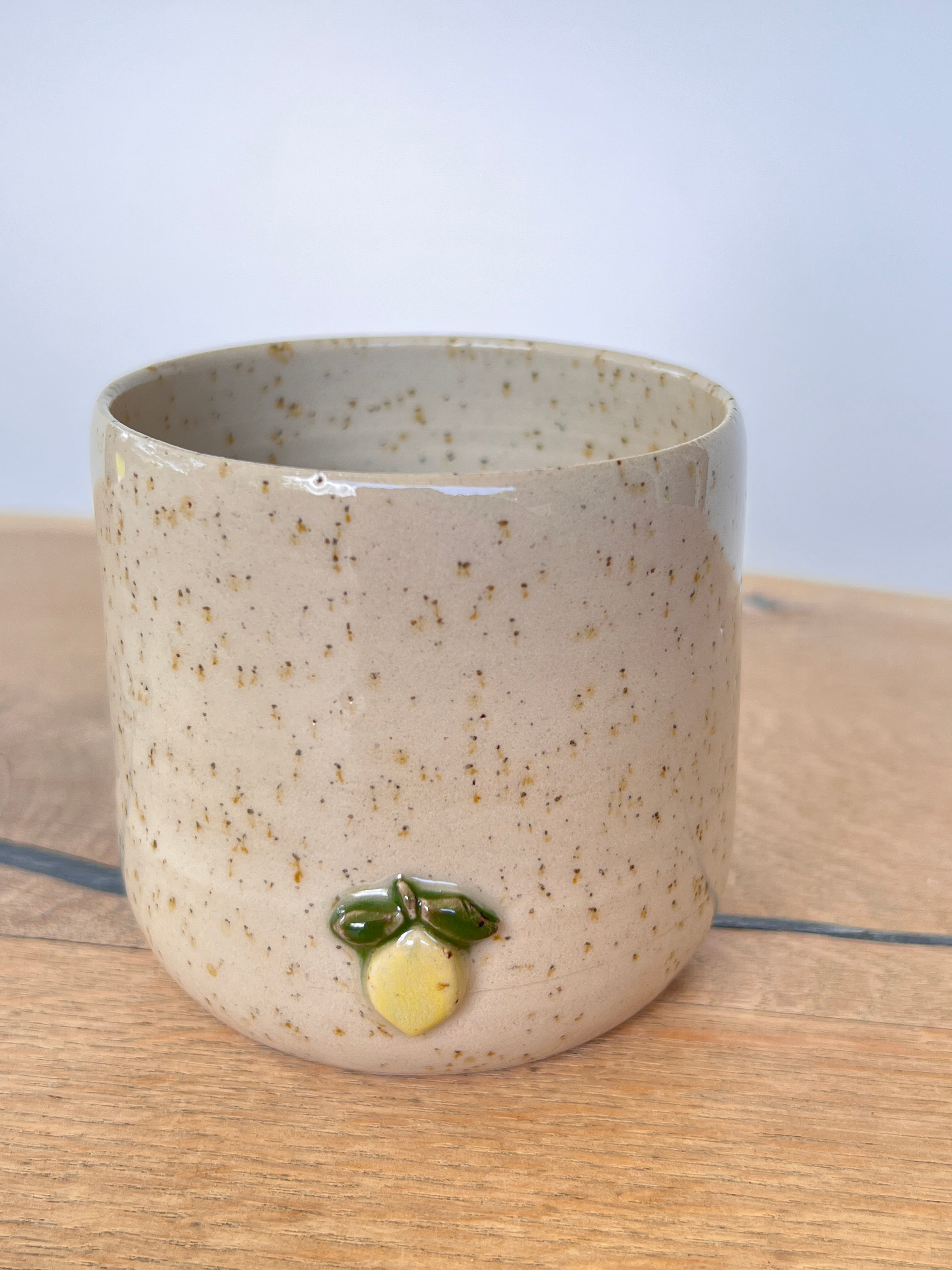 Becher Zitrone 1