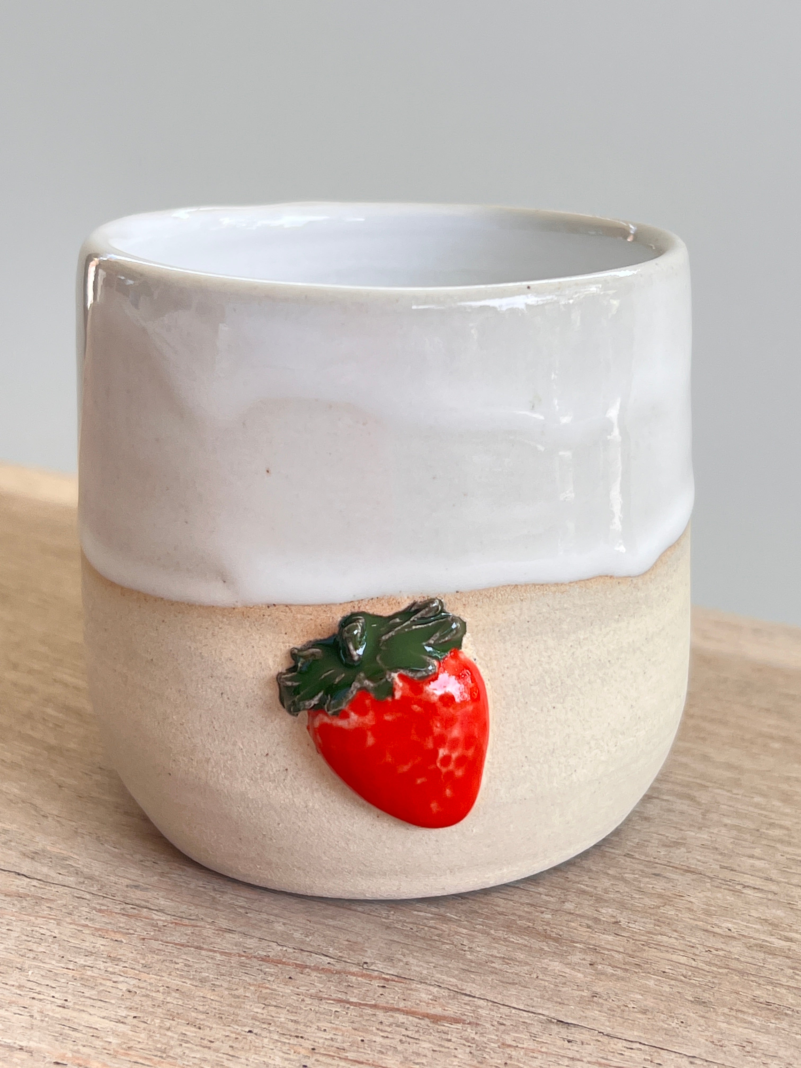 Becher Erdbeere 1