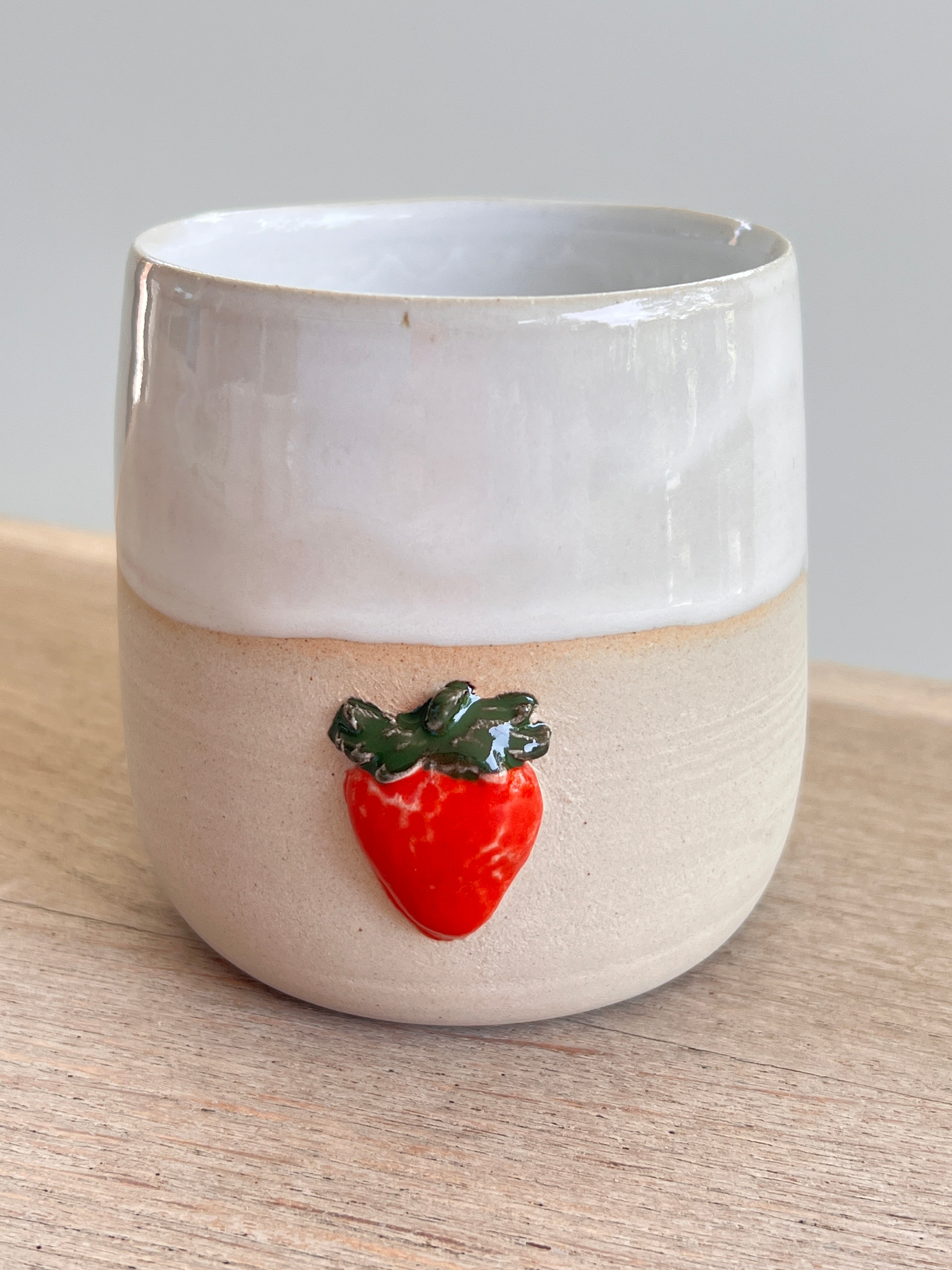 Becher Erdbeere 3