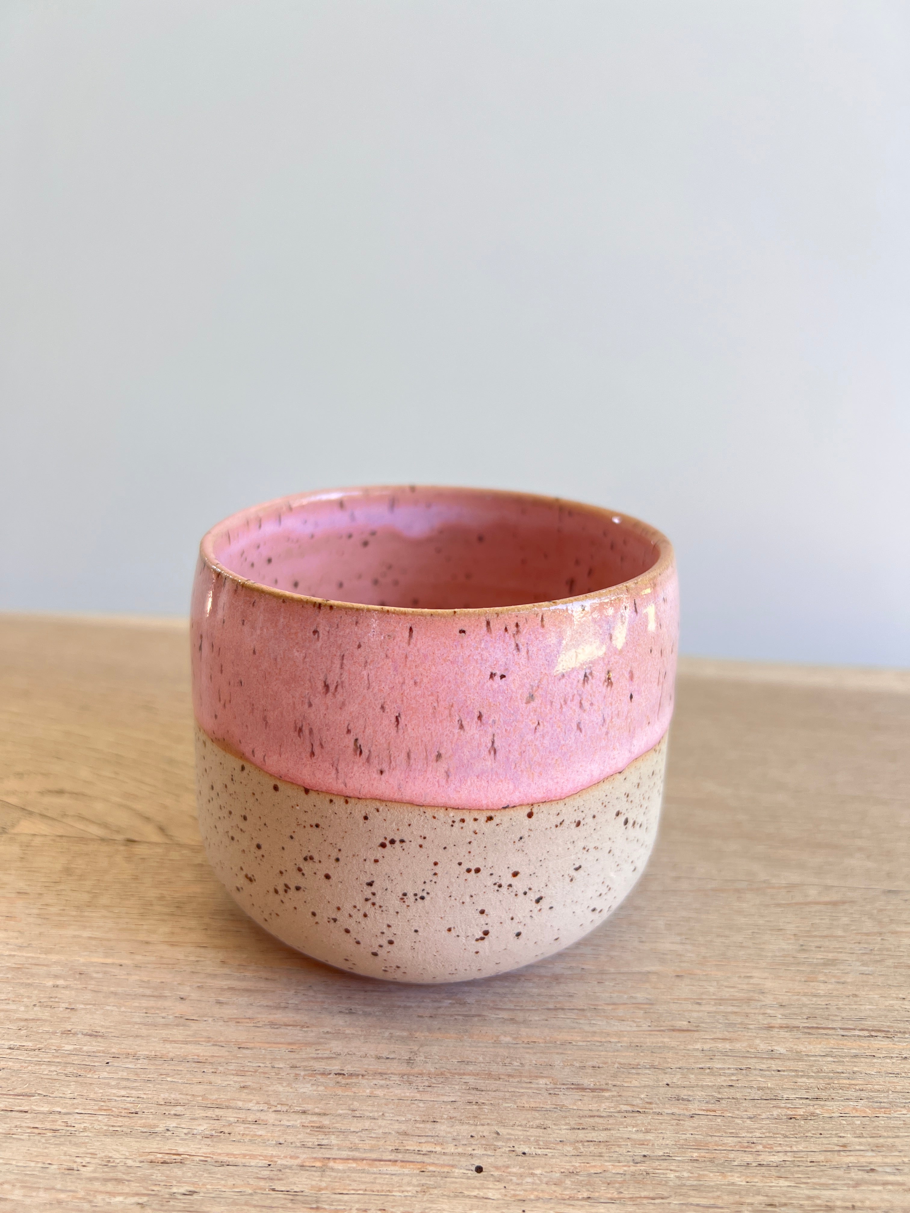 Becher Pink